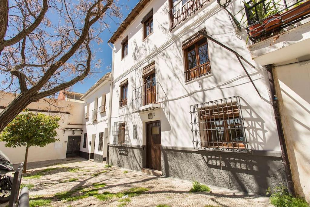 Casa Tipica Del Albaicin Con Interior De Diseno Villa Granada Exterior foto